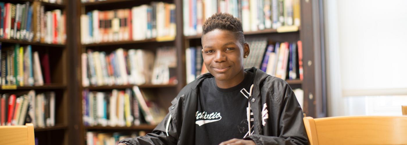gateway student in library