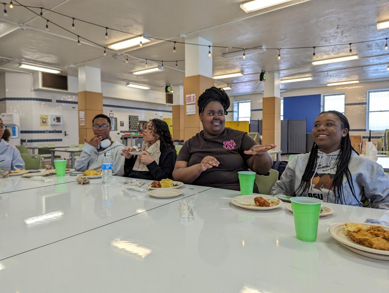 BSU students eating lunch